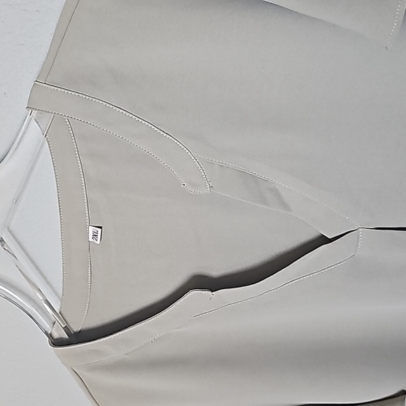 Sage green flutter sleeve blouse 2X - Picture 3 of 6